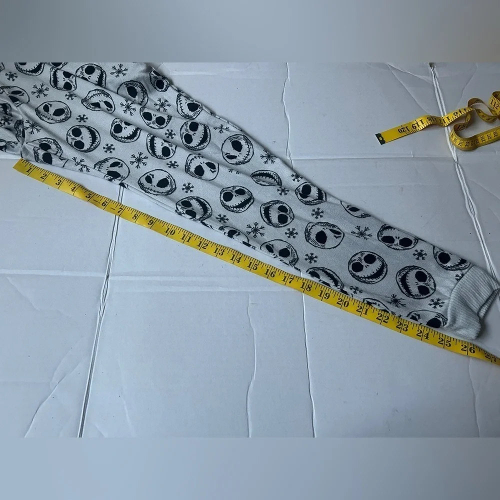 Jack Skellington pajama pants Women’s Size Small 4-6 S - Picture 6 of 6